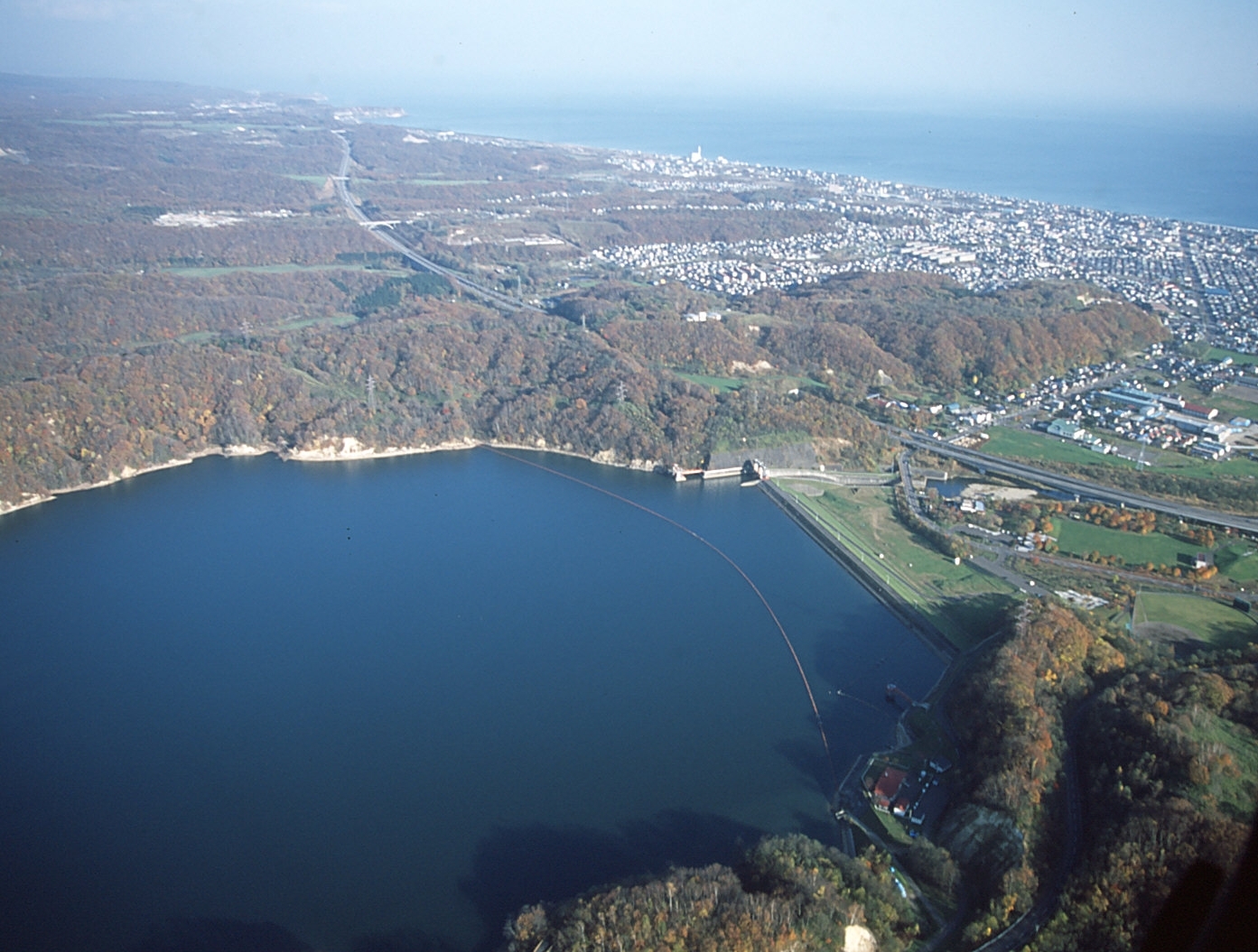 幌別ダム（海がみえる）