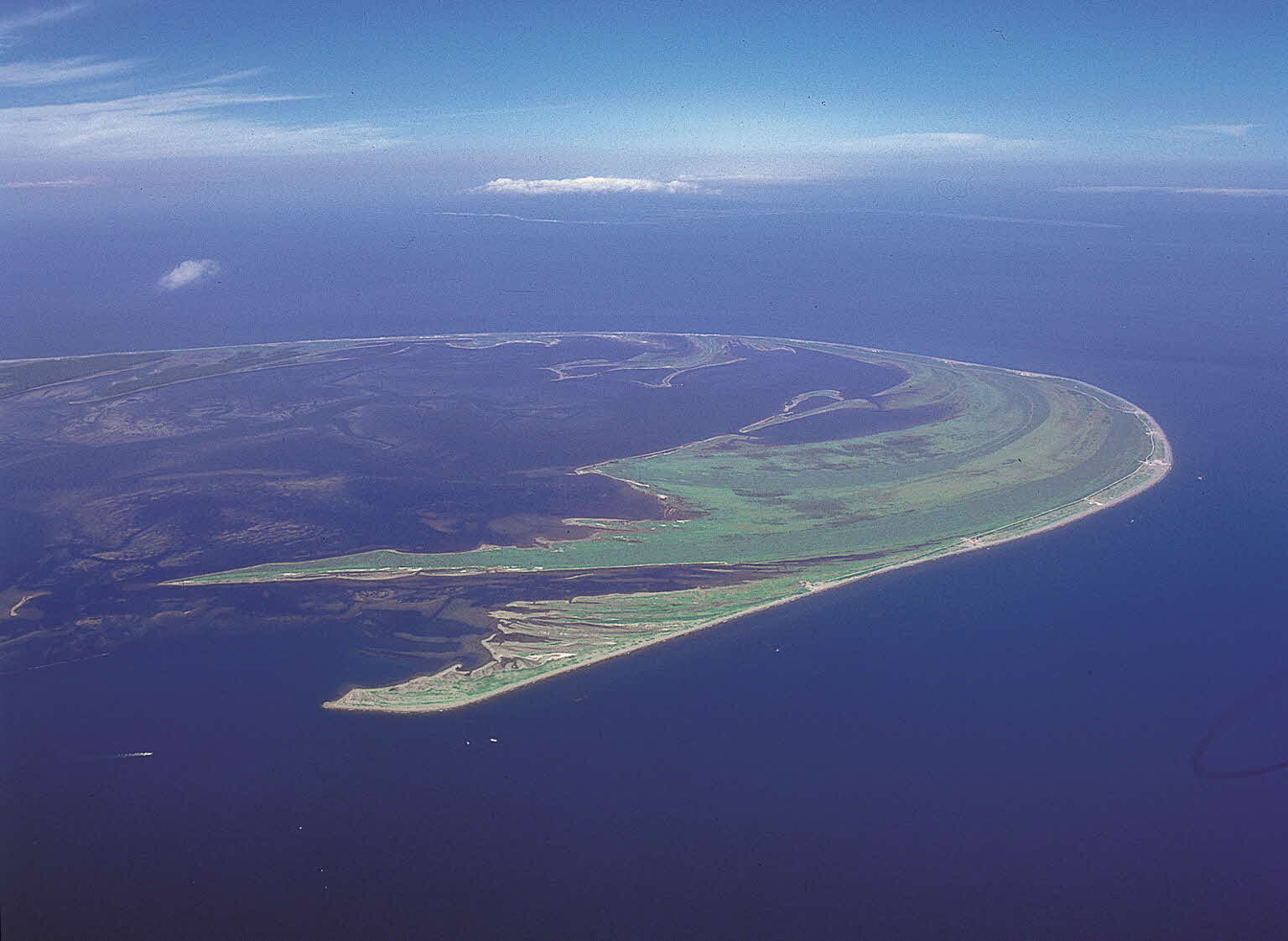 01 野付半島(提供_別海町郷土資料館).jpg