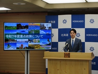 知事顔写真_0213