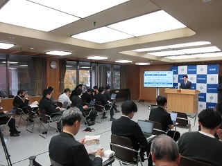 記者会見風景