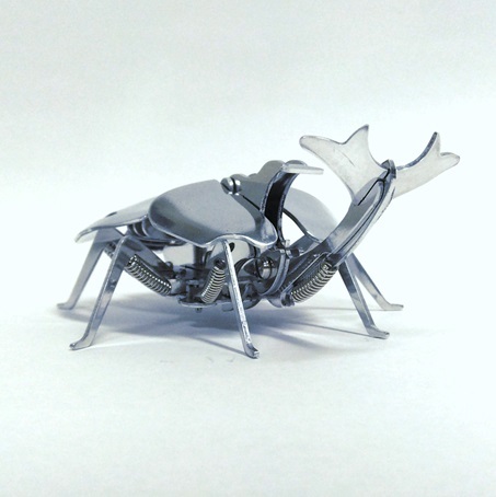 カブトムシ (JPG 42.6KB)