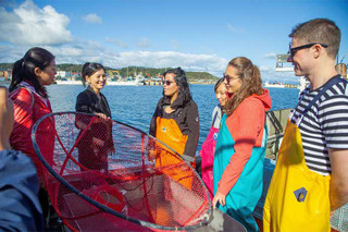 噴火湾鮮魚卸龍神丸-1