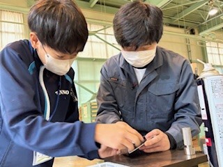 R7機械技術科_端野中学校01
