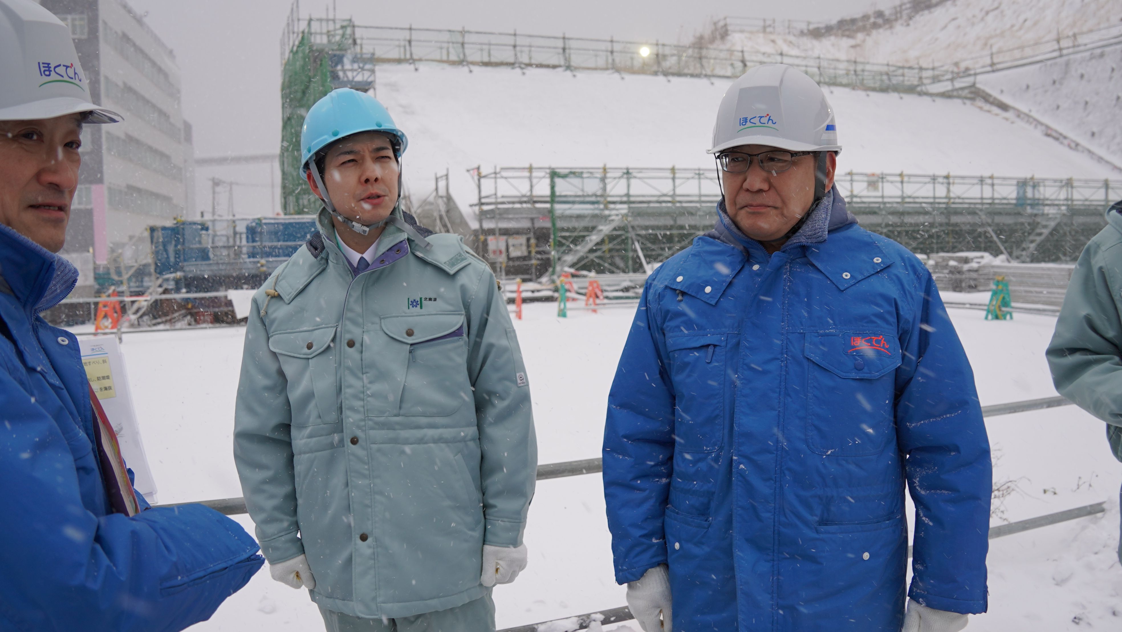 防潮堤 (端部) (JPG 622KB)