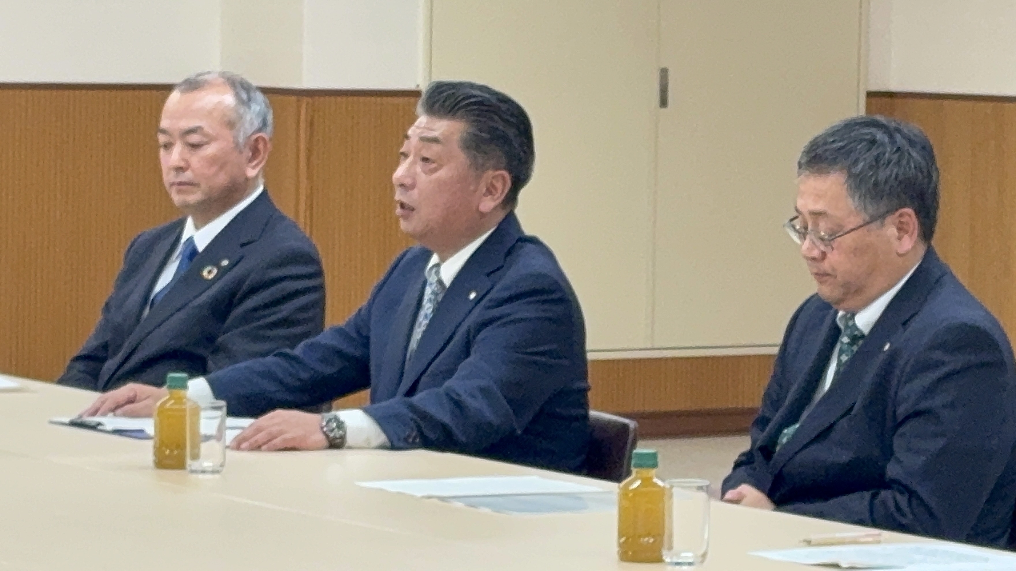 岩宇4町村長と知事の面談状況