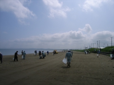 声問浜清掃2(山本建設.jpg