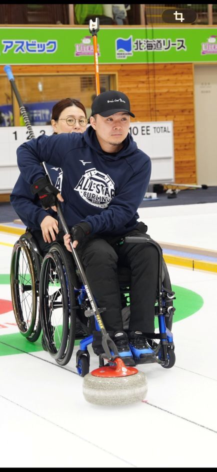 リサイズ鏡裕輝(車いすカーリング).jpg