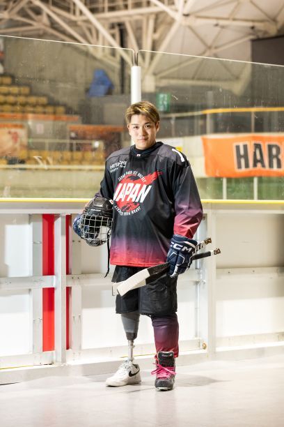 リサイズ森﨑天夢(パラアイスホッケー).jpg