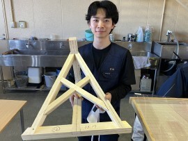 12.1月1 (JPG 19.9KB)