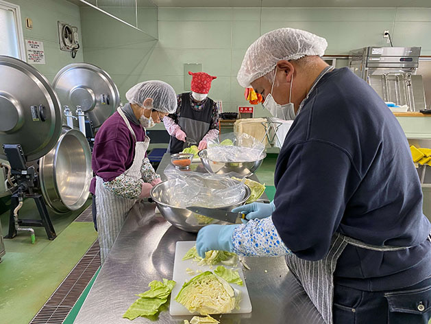 サラダ風ニシン漬けづくり体験