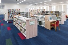 R2 新釧路道銀ビル・釧路市中央図書館2.jpg