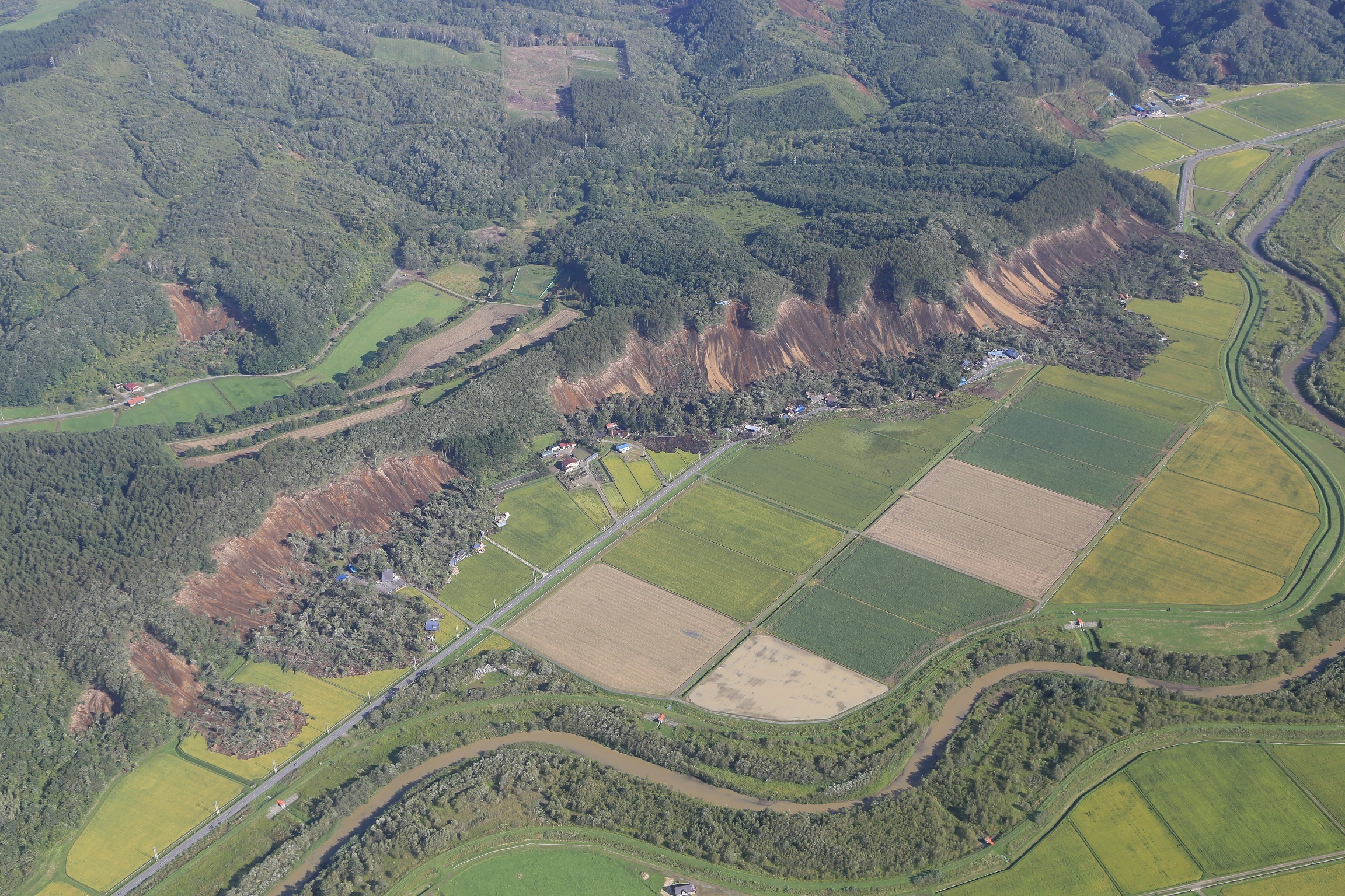 平成30年発生 北海道胆振東部地震に関するページ - 建設部土木局