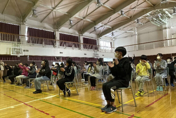 北広島市立大曲小学校との交流の様子(2)